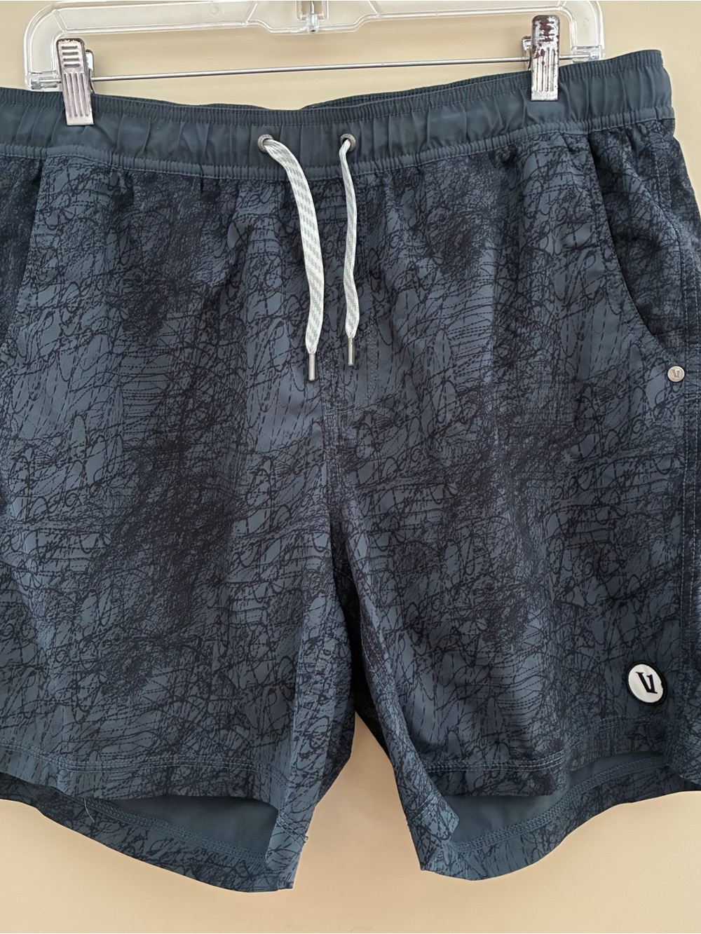 Vuori Men's Black Scribble Athletic Shorts with Drawstring, Size L, With Liner